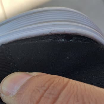 Sol Ayakkabının Üretim Hatası Nedeniyle Açılması Ve Değişim Talebi