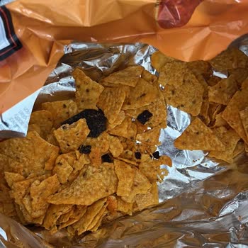 Yanık Ve Kararmış Doritos Peynirli Cips Şikayeti