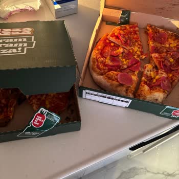 Bozuk Gelen Pizza İçin Çözüm Ve Yeniden Gönderim Talebi