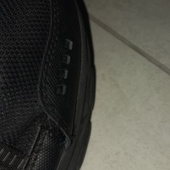 Skechers Ayakkabısında 4 Ayda Dikiş Açılması Ve Kullanıcı Hatası Reddi