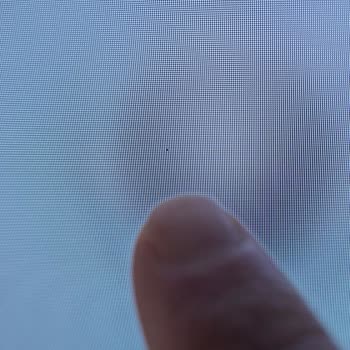 Yeni OLED TV’de Ölü Piksel Ve Pembe Lekeler İçin Sorumluluk Reddi Ve Değişim Talebi