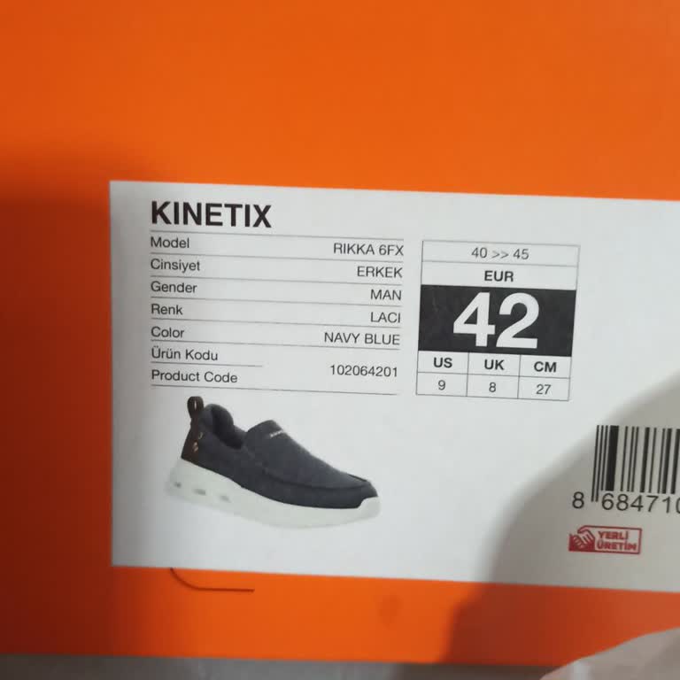 Kinetix Ayakkabısının Tabanından Gelen Şap Şup Sesine Mağazanın Reddetmesi