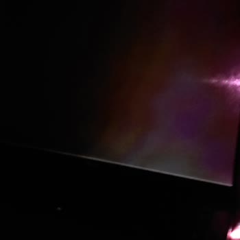 OLED Ekranda Işık Süzmesi Sorunu Ve Değişim Talebi