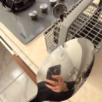 Bosch Bulaşık Makinesinde Pas Lekeleri Ve Çözülmeyen Sorunlar Nedeniyle Cihaz Değişimi Talebi