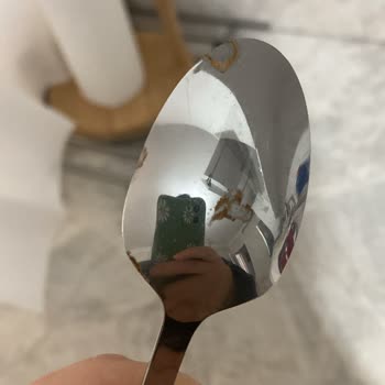Bosch Bulaşık Makinesinde Pas Lekeleri Ve Çözülmeyen Sorunlar Nedeniyle Cihaz Değişimi Talebi