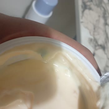 Küflü Yoğurtla Karşılaşılan Sağlık Riski Ve İade Talebi
