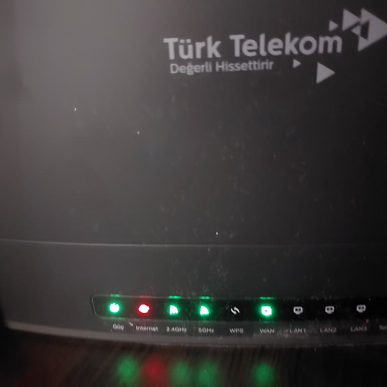 Zorunlu Modem Değişimi Sonrası Sürekli Kesintili İnternet Ve Öğrenci Mağduriyeti