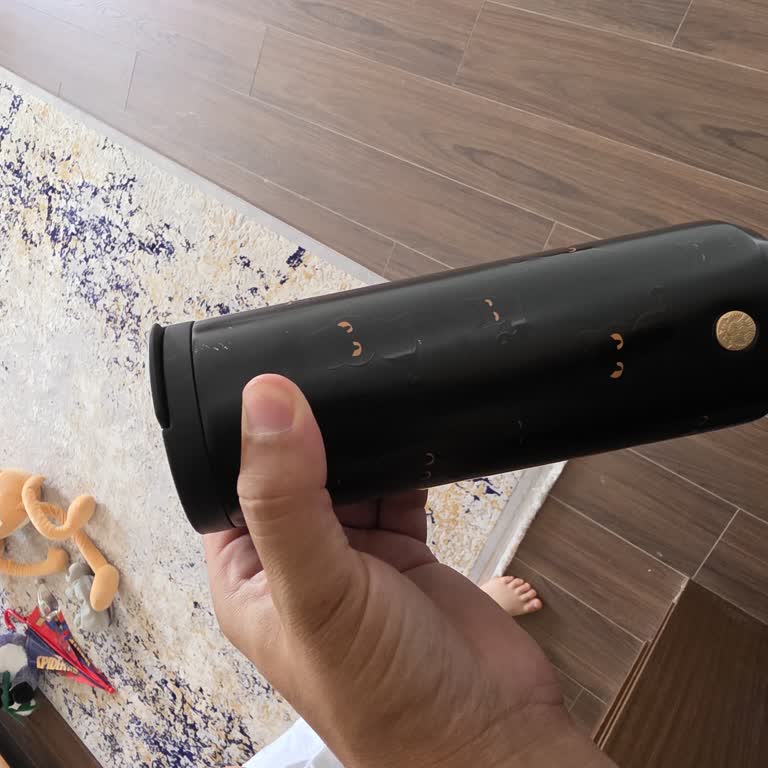 Kedili Starbucks Termosunda Kapak Sızıntısı Ve Değişim Talebi