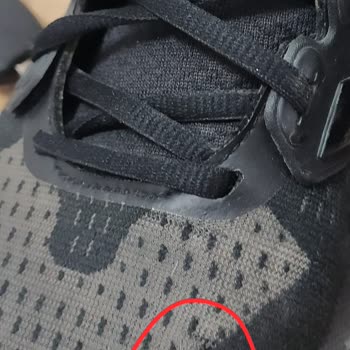 Adidas Koşu Ayakkabısındaki File Sorunu Reddedildi, Ürün Değişimi İstiyorum