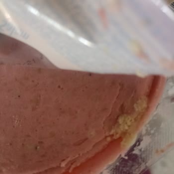 Migros Tam Yetti Salamında Küflü Koku Ve Soğuk Zincir İhlali