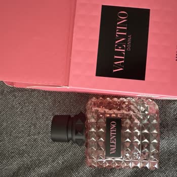 Sevil Parfümeri'den Alınan Valentino Donna Parfüm Orijinal Değil Ve İade Talebi