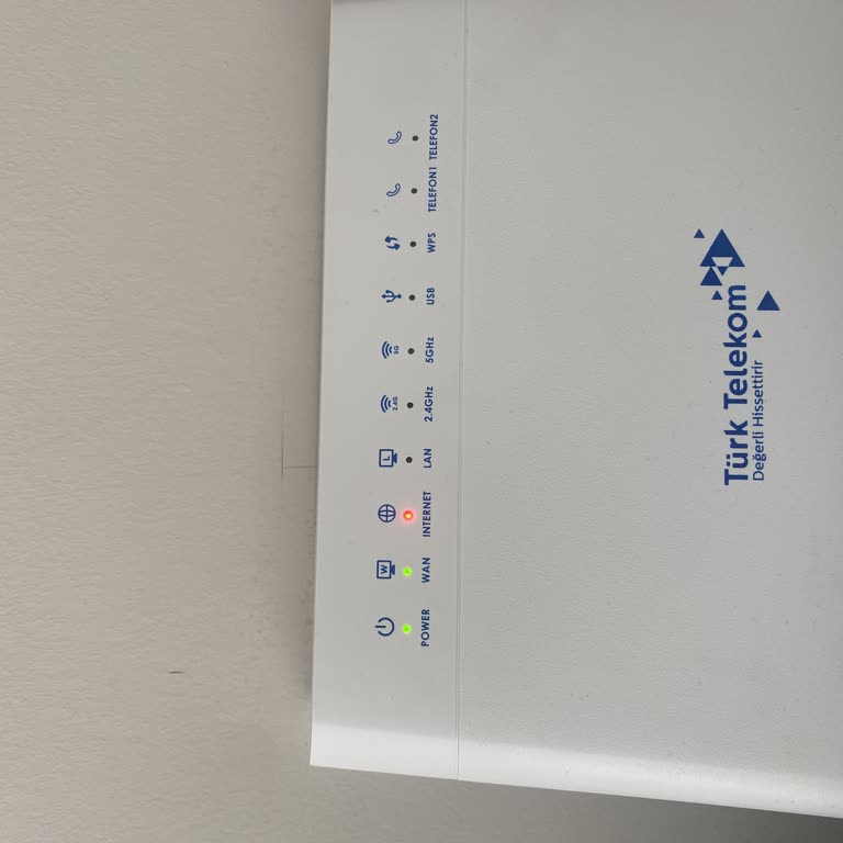 Sürekli İnternet Kesintileri Ve Müşteri Hizmetlerinden Kayıt Açılmaması