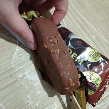 Karaman Dip Market Nilüfer Şubesinde Magnum Badem Dondurması Sürekli Kırık Çıkıyor