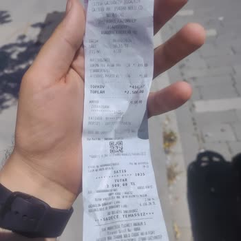 Aşırı Isınan Projeksiyon Cihazı Nedeniyle Güvenlik Endişesi Ve İade Talebi