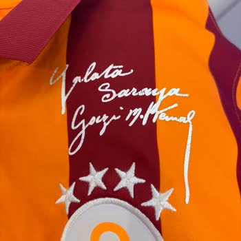 GS Store'dan Alınan Formanın Baskılarının Çözülmesi Ve Müşteri Hizmetlerine Ulaşılamaması