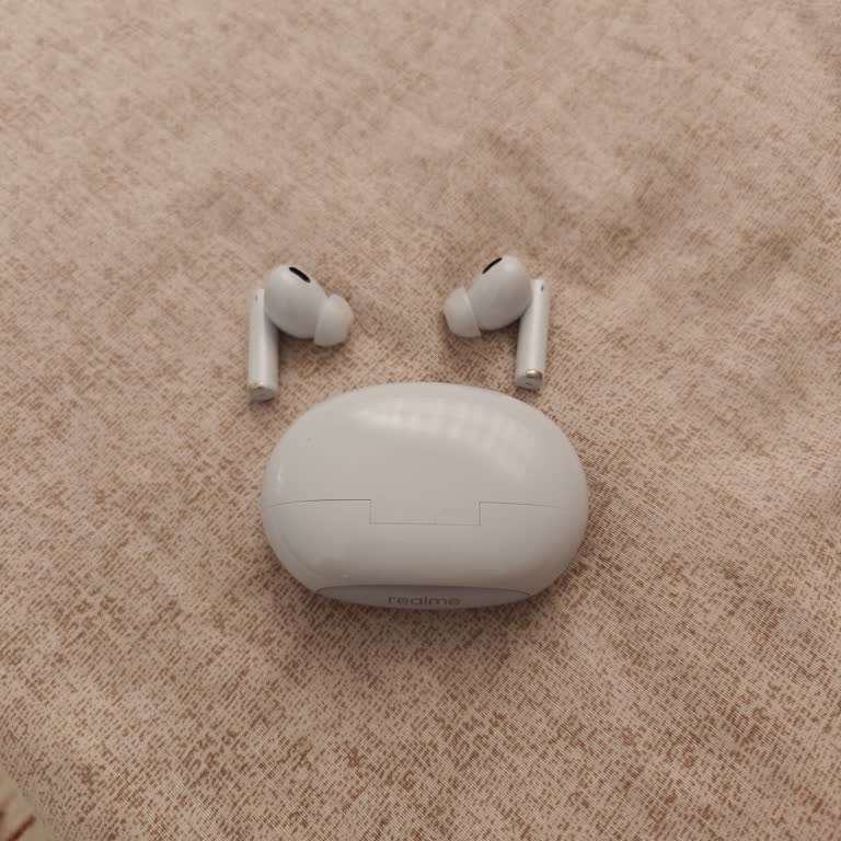 Media Markt'tan Aldığım Realme Buds Air6 Pro Gerçekten Sıfır Değil Ve Batarya Süresi Kısa