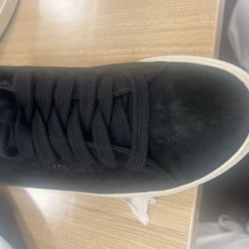 Teslim Edilen Ayakkabıda Leke Ve Renk Solması Şikayeti