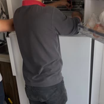Teknik Servis Hatası Nedeniyle Buzdolabımda Oluşan Hasar Ve Garanti Değişim Reddi