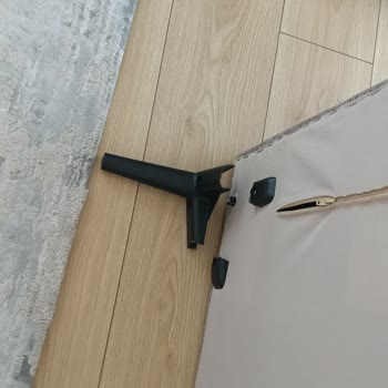 Koltuk Takımının Taşıyıcı Ayağının Normal Kullanımda Kırılması Ve Ücretsiz İade Talebi