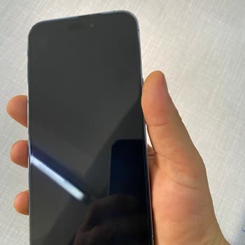 Feza Teknik Ekran Değişiminden 20 Gün Sonra Telefon Ekranı Çöktü