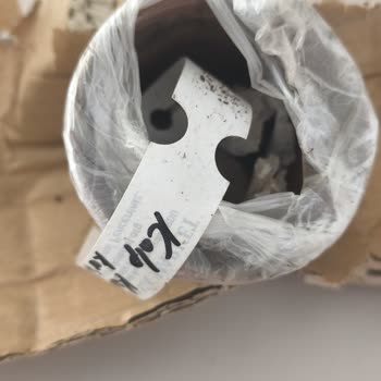 Botanik Market'ten Gelen Hediye Çiçeği Özensiz Ve Kötü Kalitede