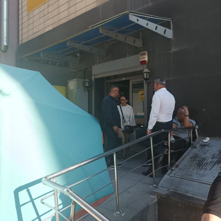 Van İpekyolu PTT Kargo Deposu Personelinin Saygısız Tutumu Ve Mesai Saati Dışı Hizmet Reddi