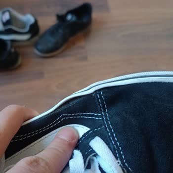 Vans Ayakkabısının Açılması Ve Mağaza İletişimsizliği Nedeniyle Garanti Sorunu