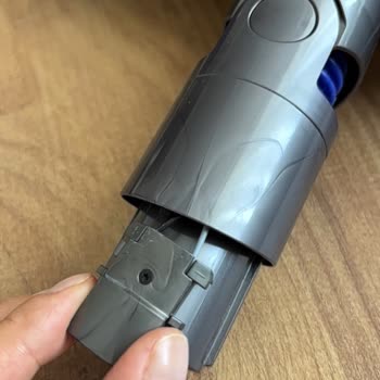 Dyson V12 Lazer Optik Başlığının İç Parçası Kırıldı, Garanti Kapsamı Dışı Ve Ücret İstendi