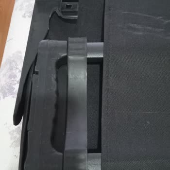 Kırık Valiz Tutamağı Nedeniyle Yeni Valiz Talebi