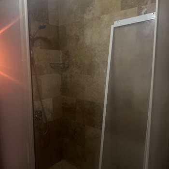 Kaba Personel Ve Temizlik Sorunları Nedeniyle Jolly Tur’a Güven Kaybı