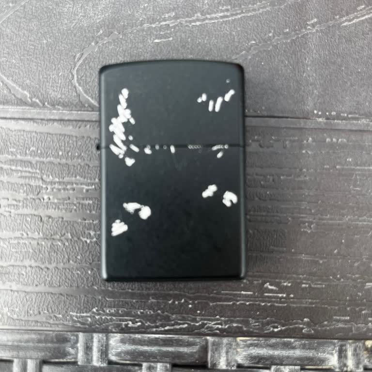 Deseni Hızla Silinen Zippo Çakmakta Garanti Dışı Ve Sessiz Müşteri Desteği