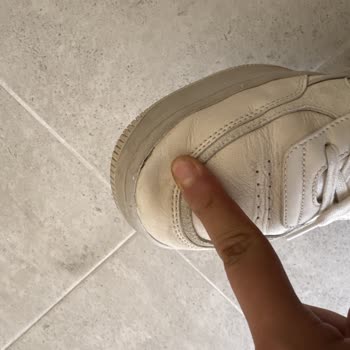 Lacoste Spor Ayakkabısında Kısa Sürede Ön Bölüm Açılması Ve İade Talebi