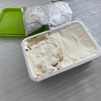 Küflü Labne Peyniri Satışı Ve İade Talebi