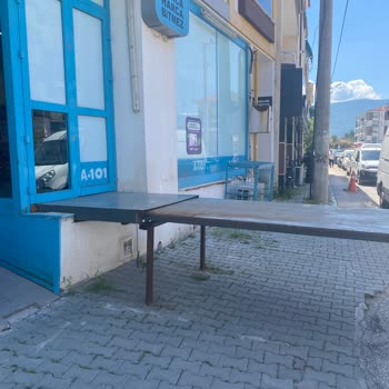 A101 Aktaş Yaklaşık Son 1 Aydır Gittiğimde Kasada Kimse Olmuyor