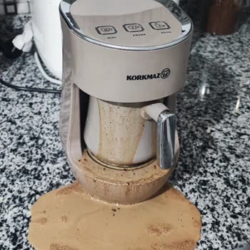 Korkmaz Kahve Makinesi Taşma Yapıyor