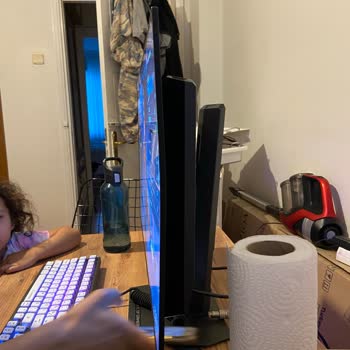 İki Ay Kullanım Sonrası Asus Monitörde Fiziksel Yamukluk Ve Ücretsiz Değişim Talebi