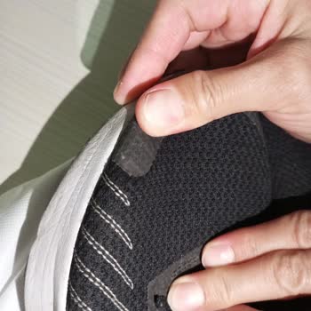 Garanti Altındaki Nike Ayakkabım 1,5 Ayda Üst Bez Parçaları Sökülerek Hayal Kırıklığı Yaşattı