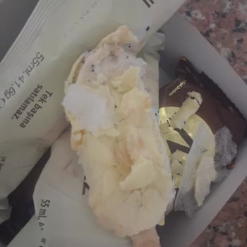 Geçerli Son Kullanma Tarihli Mini Magnum Dondurmasında Bozukluk Ve İade Talebi