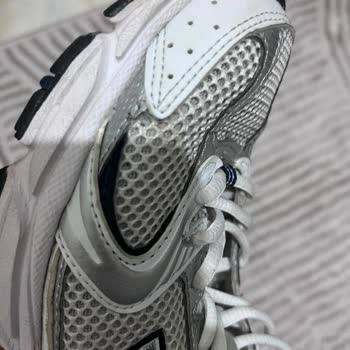 SuperStep Outlet’te New Balance Ayakkabılarda Erken Yıpranma Ve İlgisiz Garanti Süreci