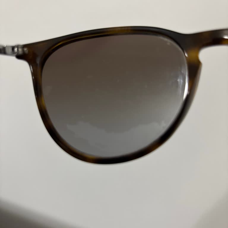 Atasun Optik’te Rayban Camları Soyuldu, Ücretsiz Değişim Bekliyor