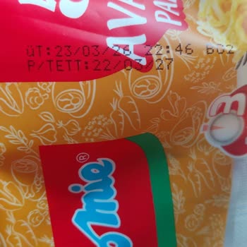 Noodle Ürününün İçinden Çıkan Böcek Ve Şirketin Sessizliği