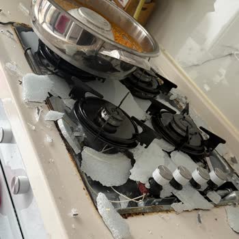 Kumtel Ankastre Ocağında Patlama, Güvenlik Tehlikesi Ve Servis Sorunları
