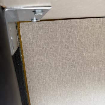 Enza Home Baza Kurulumunda Eksik Parçalar Ve Boşluklu Montaj
