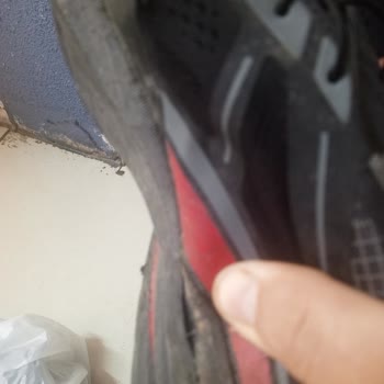 Sağlığımı Tehlikeye Atan Açılan Spor Ayakkabı İçin Değişim Ve İade Talebi
