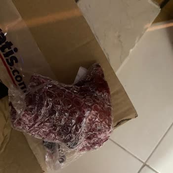 Paketleme Hatası Nedeniyle Kırılan Ojeler İçin İade Talebi