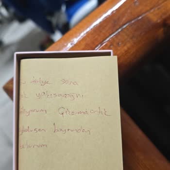 Yanlış Ürün Gönderimi Ve İletişimsizlik Nedeniyle 1026 TL İade Talebi