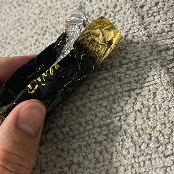 Metal Parça Çıktı: Patiswiss Çikolatasında Güven Krizi