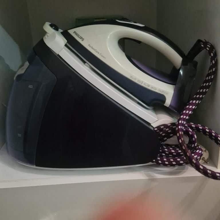 Philips Ütüsünün Su Tankı Yok, Kullanılamaz Duruma Geldi