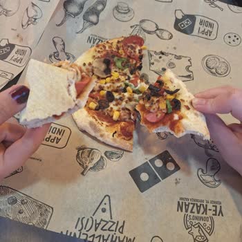 Çanakkale Domino’s Şubesinde Saygısız Hizmet Ve Küçük Porsiyonlar