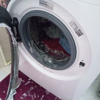 Arçelik 9100 DMX Çamaşır Makinesinin Camı Patladı, Garanti Kapsamında Değişim Talebi